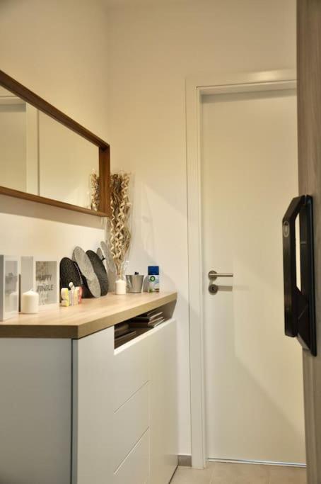 New Studio Apartment In Central Budapest - Free Parking Exterior photo